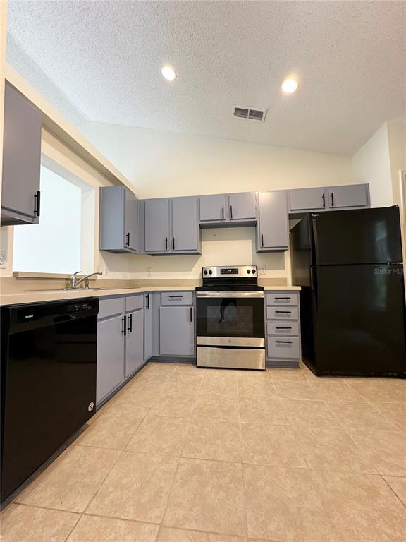 Photo - 668 Cornwallis Dr