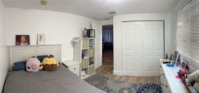 Photo - 218 SW 8th Ave Unidad 205