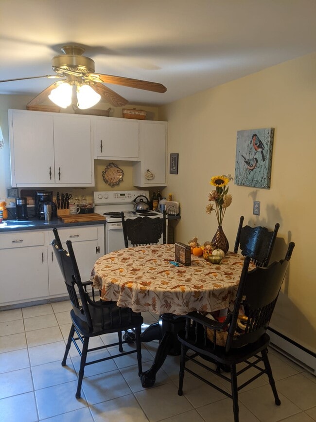 Photo - 7-11 Wilcox Ln