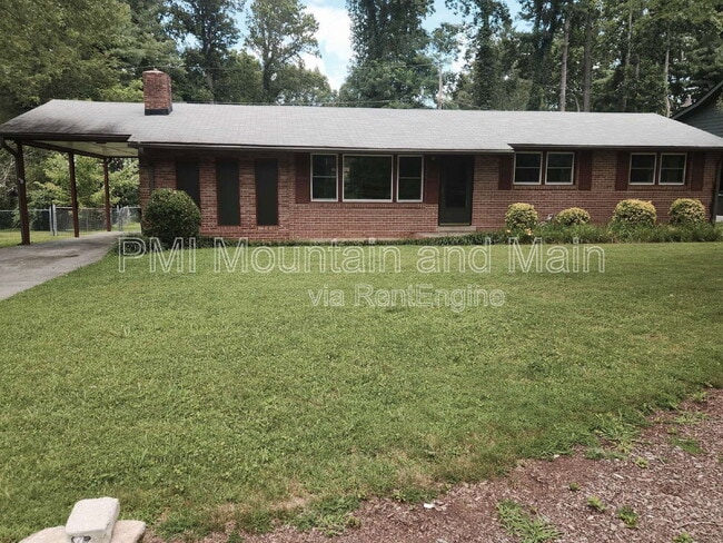 Building Photo - 317 N Hillandale Dr Rental