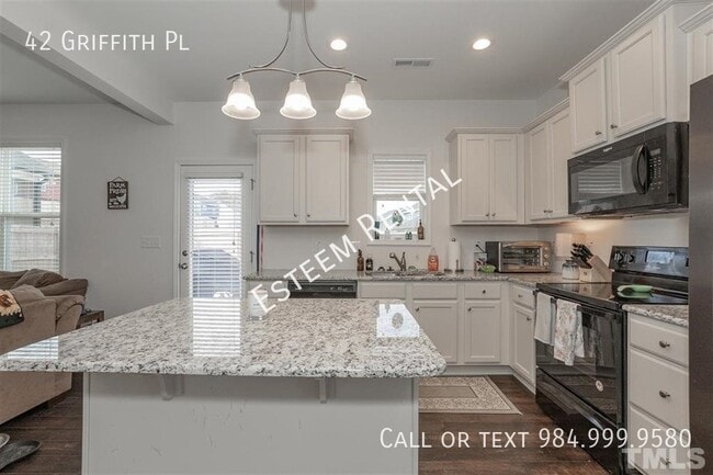 Photo - 42 Griffith Pl