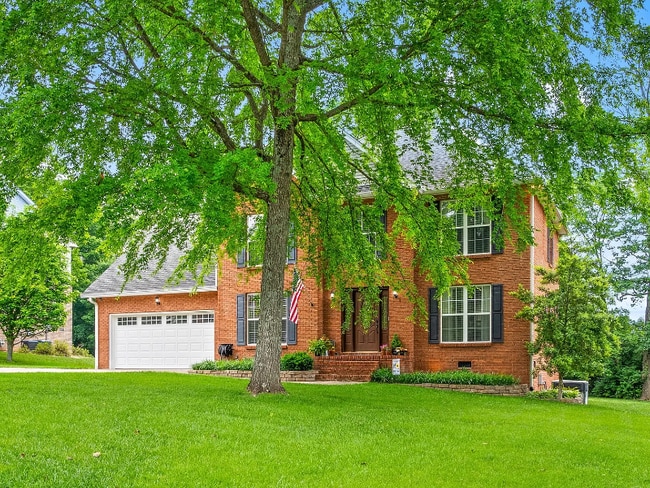 Photo - 331 Bayhill Dr