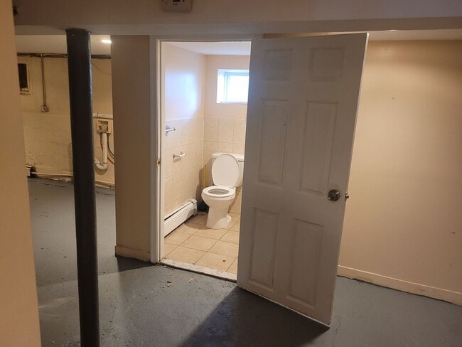 Photo - 24 Valley St