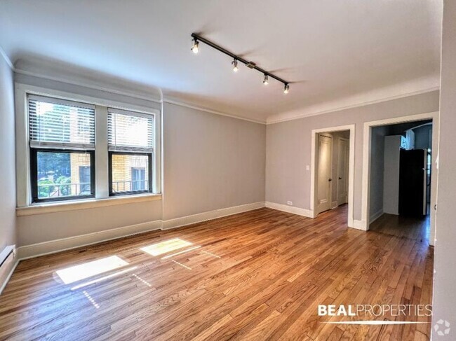 Building Photo - 0 bedroom in CHICAGO IL 60647 Unit B1 Rental