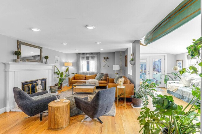 Building Photo - 32 Basin St