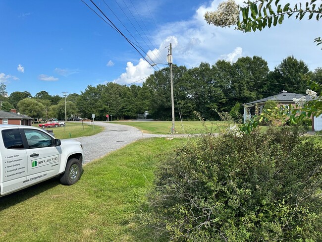 Photo - 1116 Cornelia Cir Unit 1116 Cornelia Cr