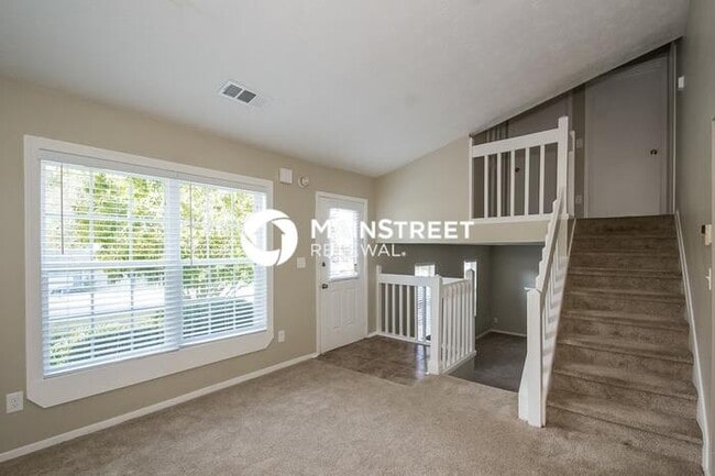 Photo - 3 Bedroom Pet-Friendly Home in Stone Mountain, GA with Main Street Renewal