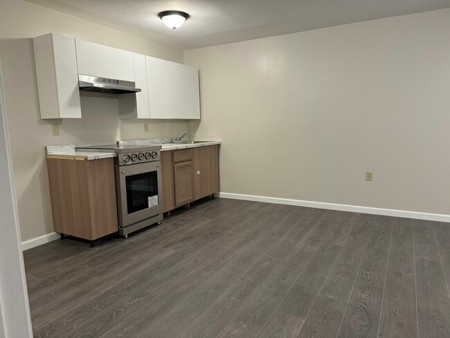 Photo - 355 S Main St Unit A7