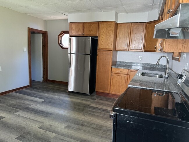 Photo - 126 Parsells Ave