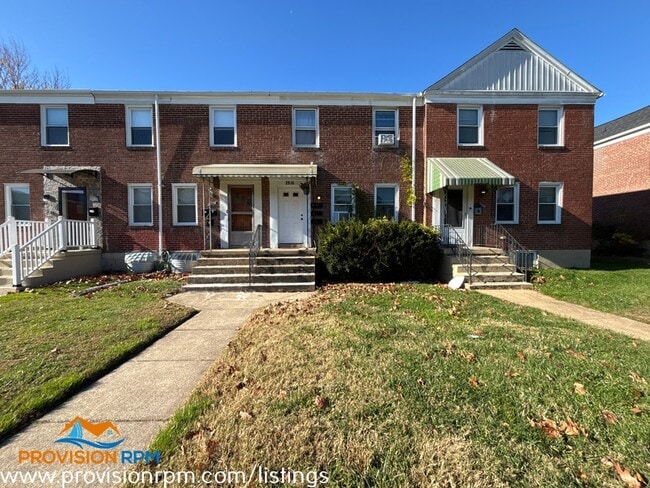 Building Photo - 2916 Cornwall Rd