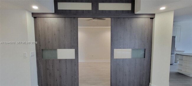 Photo - 10730 NW 66th St Unidad 408