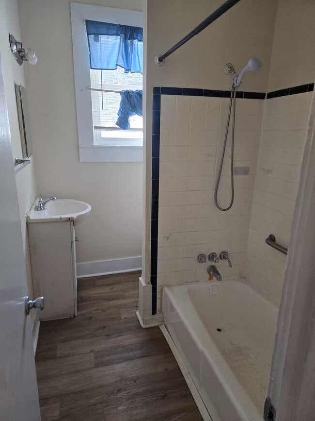 Photo - 1912 Leland St Unit A