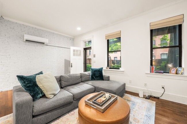 Photo - 34 Lawrence St Unit # 2