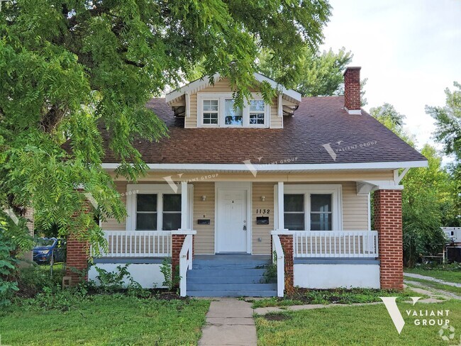 Building Photo - 1132 W Division St Unit B Rental