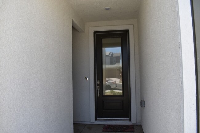 Photo - 1184 Atlantica Dr S