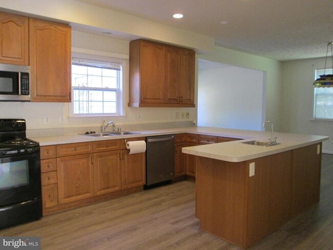 Photo - 1300 Treasure Dr