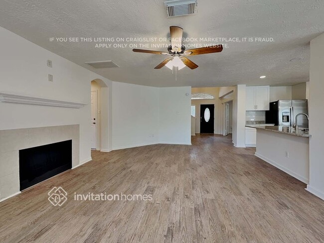 Photo - 28631 Hidden Lake W