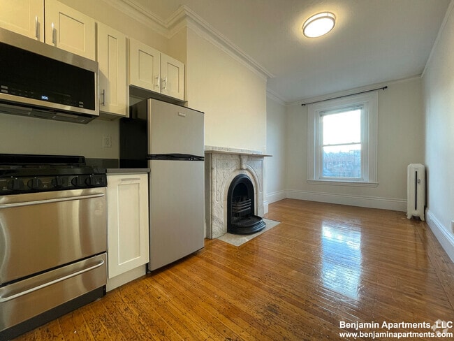 Building Photo - 80 Charles St Rental