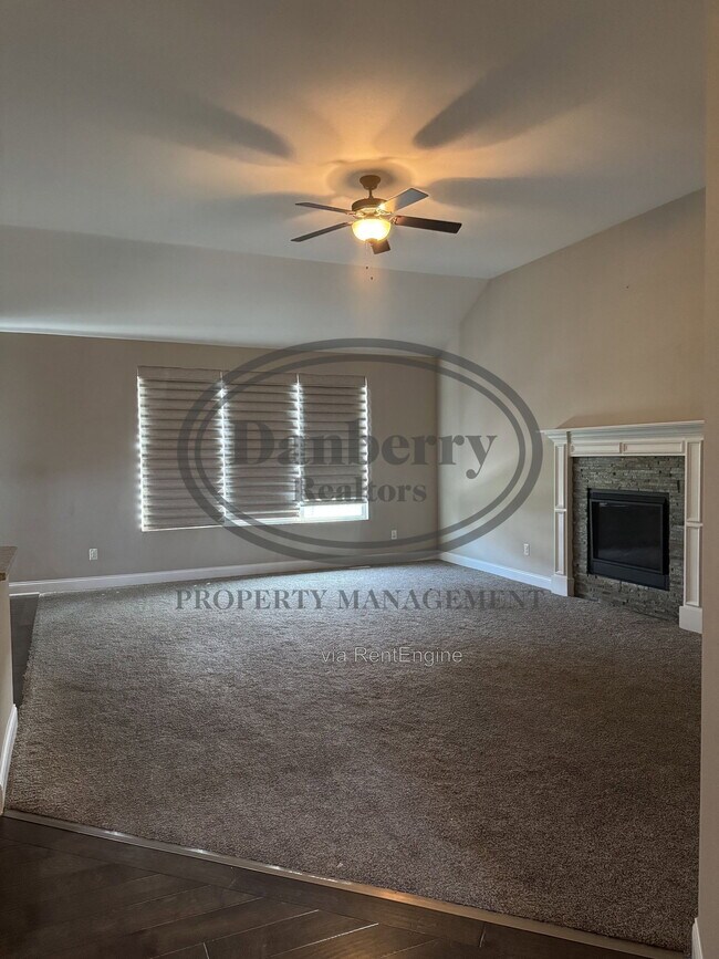 Photo - 26741 Woodmont Dr