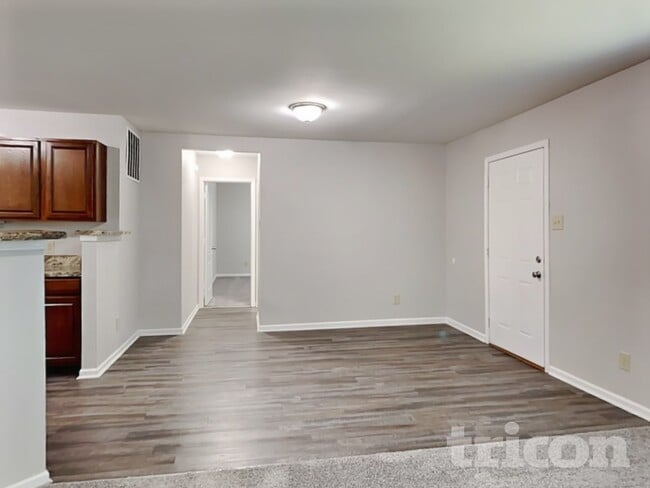 Photo - 2336 Blackthorn Dr