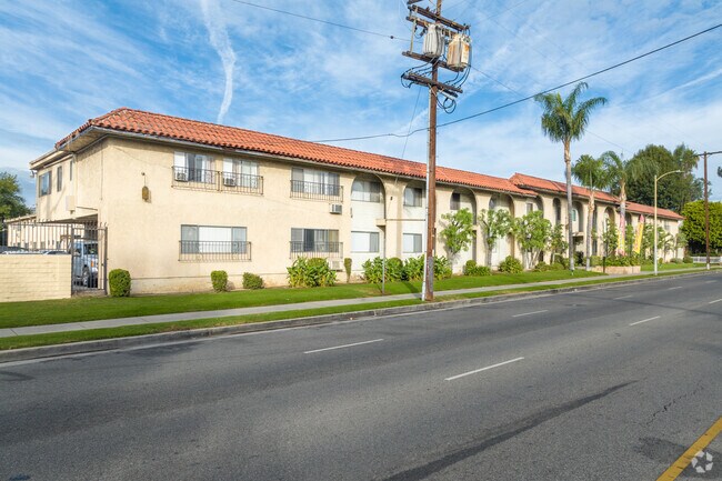 Balboa Ranch Apartments - Balboa Ranch Apartments