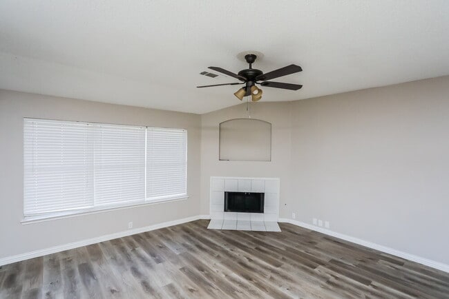 Photo - 1901 Purdue Dr