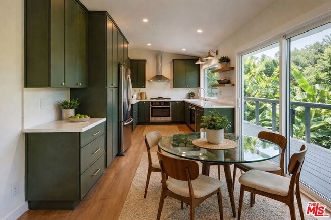 Building Photo - 4629 Palmero Dr