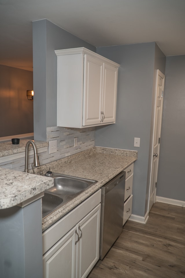 Photo - 544 Donatello Ave