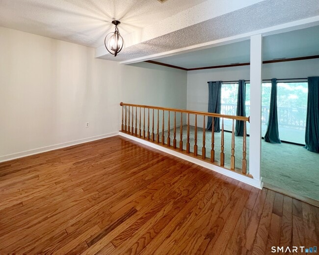 Photo - 95 Farmington Chase Crescent Unit 95