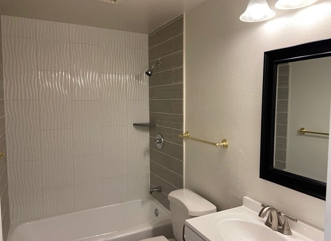 Photo - Newly Renovated 3 bedroom 2 bath Town home in Mililani Town