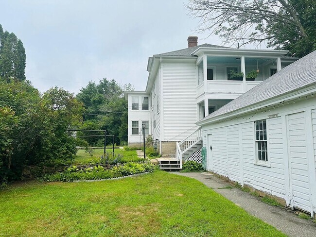 Photo - 234 High St Unidad A