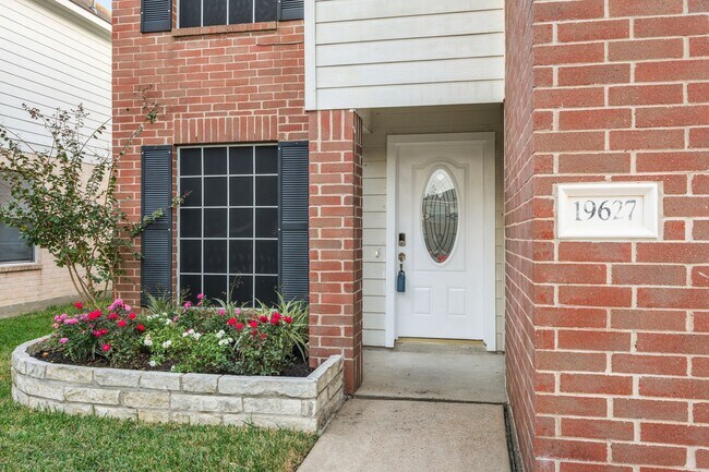 Photo - 19627 Lighthouse Scene Ln