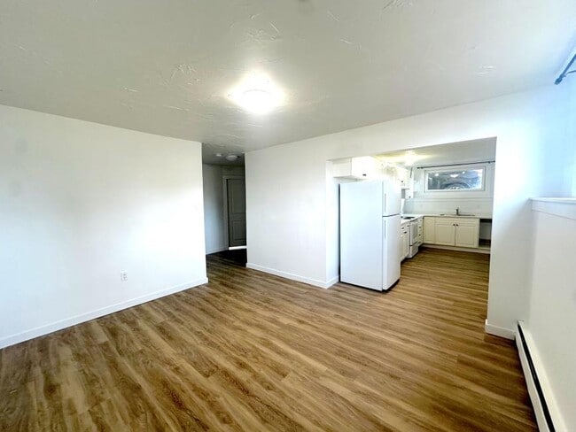 Photo - 2 bedroom in Prince George BC V2M 1J3