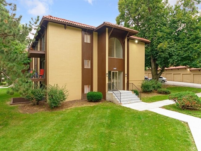 Montclair Place