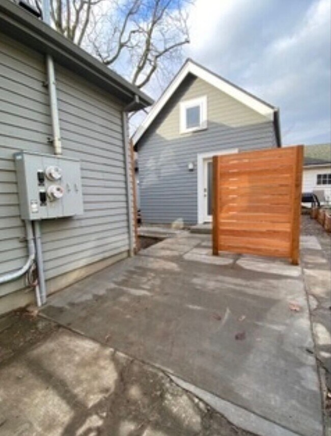 Photo - Knott House Unidad 3577~Knott~#B~K129