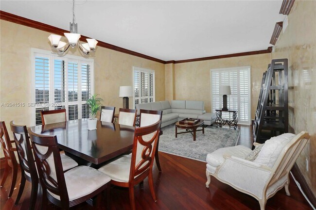 10 Aragon Ave Unit 1216