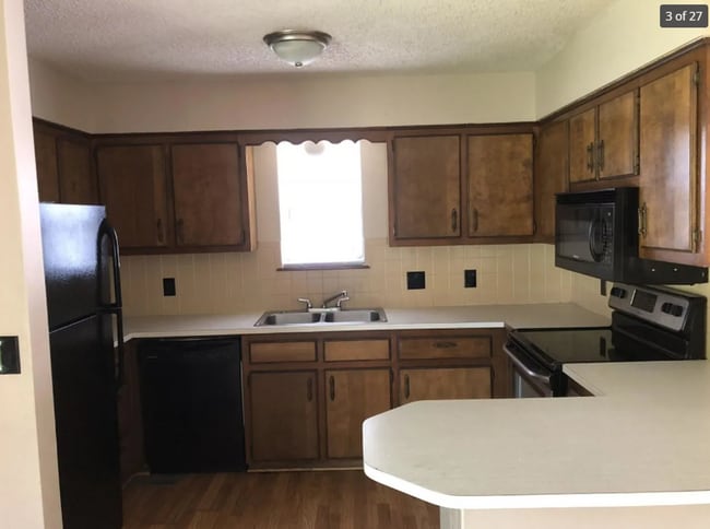 Photo - 5736 E Croyden St