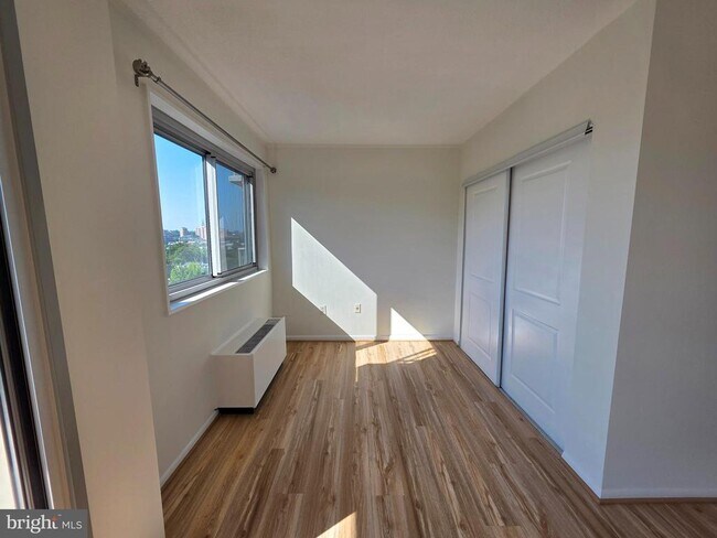 Photo - 2059 Huntington Ave Unit 1100