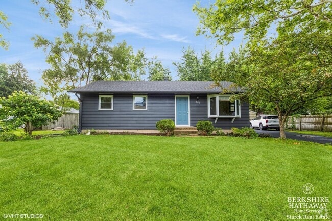Building Photo - 361 Davis Rd Rental