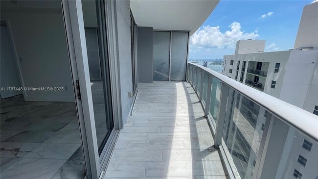 Photo - 488 NE 18th St Condo Unit 2704