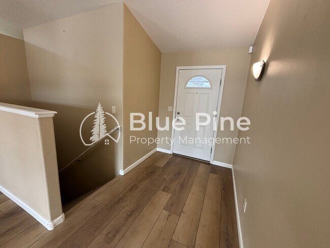 Photo - 3736 Ellendale Cir