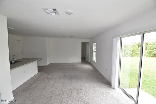 Photo - 8388 Delong Ave