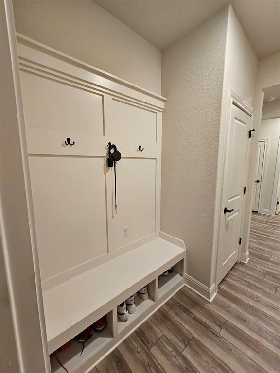 Photo - 138 Sugarberry Dr