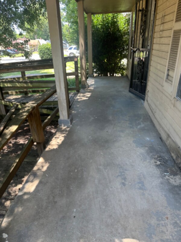 Photo - 2552 Kimball Ave House