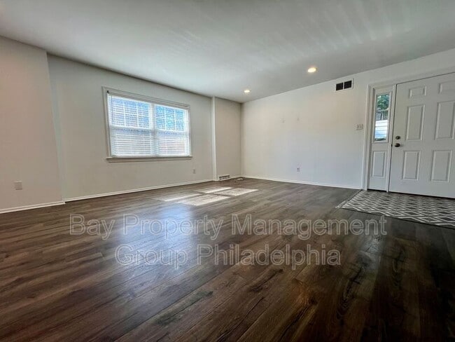 Photo - 1313 Delmont Ave