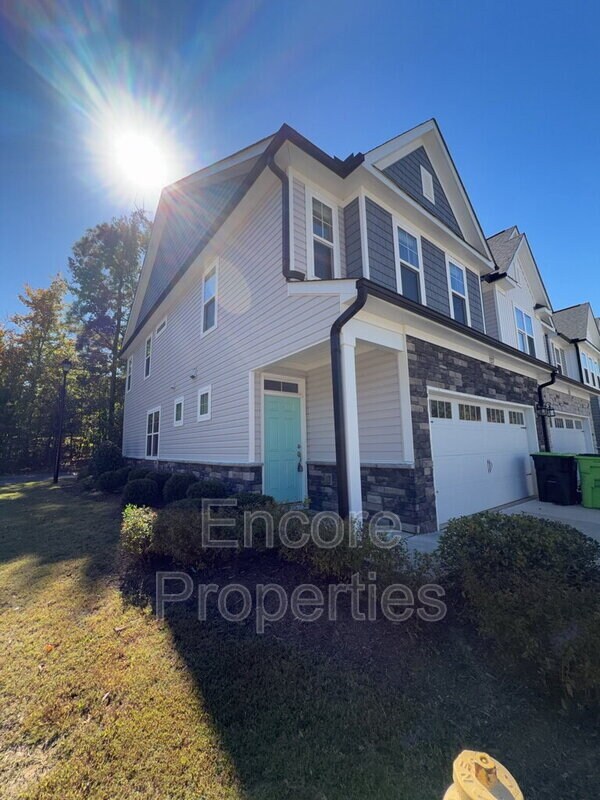 Photo - 137 Orvis Dr