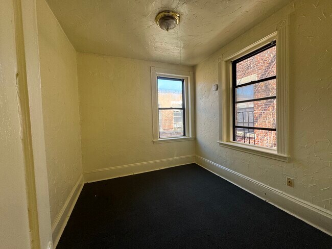 9 Myrtle St Unit 8