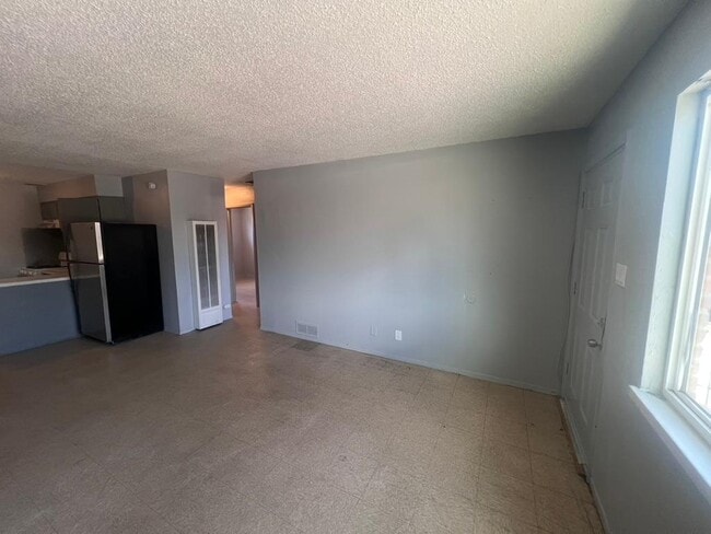 Photo - 423 Dallas St SE