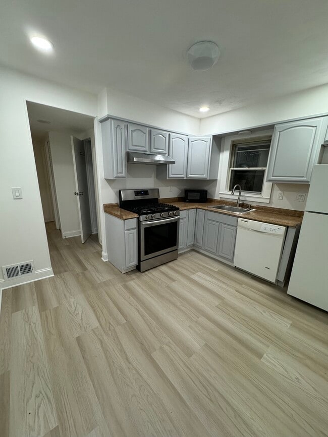 Photo - 77 Hibiscus St Unit 2