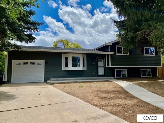 Building Photo - Tastefully Renovated Home!